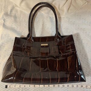 Brown Vera Bradley Patent Leather Reptile Print handbag. Great for a date night!